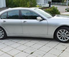 BMW 740i V8 i bästa sick - Bild 2